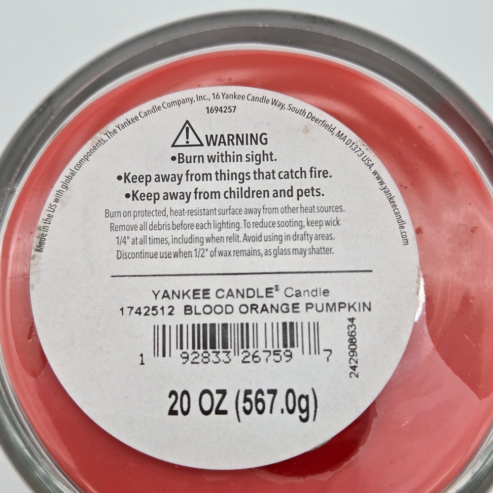 New Yankee Candle Blood Orange Pumpkin 20oz Jack-O-Lantern Halloween Spooky Goth - Picture 7 of 8